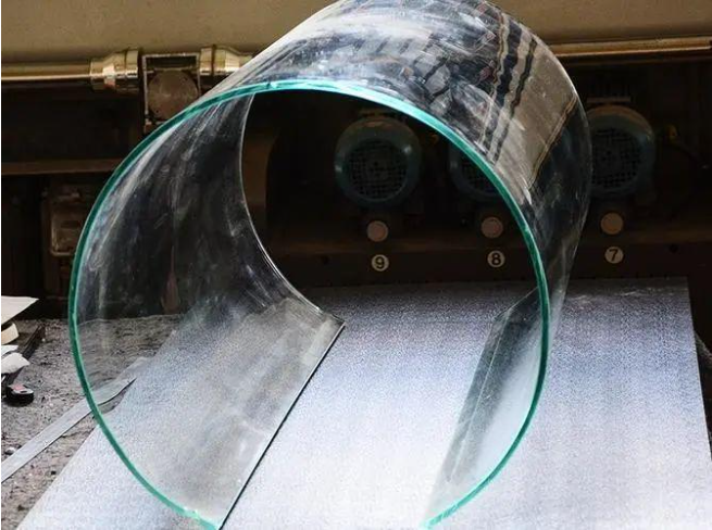 Why glass cracks in annealing